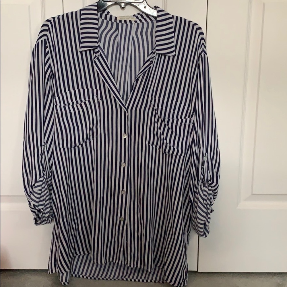Oversized boyfriend button up - Picture 2 of 6